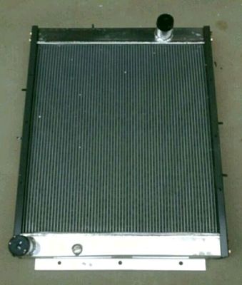 680MM हेवी ट्रक रेडिएटर असेंबली